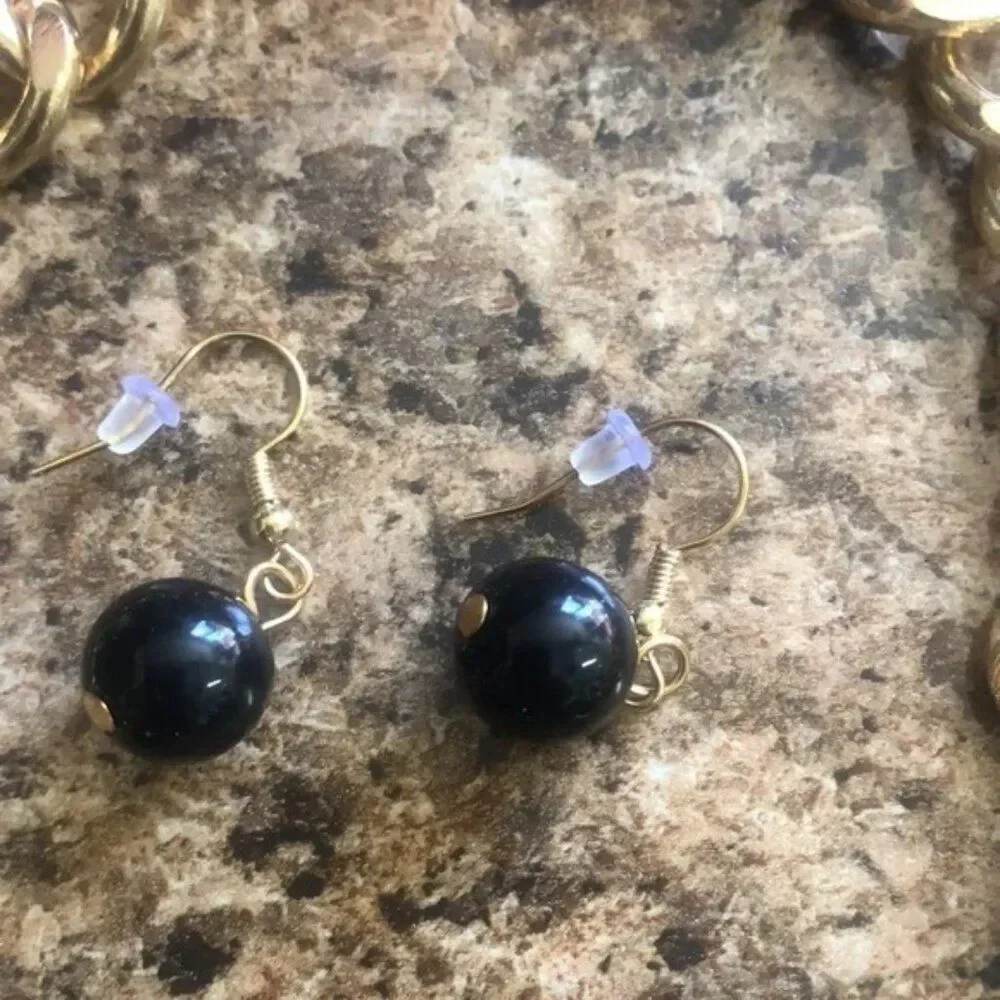 Bunchy Black Bead Bib women Necklace on Gold tone‎ Chain with matching earrings